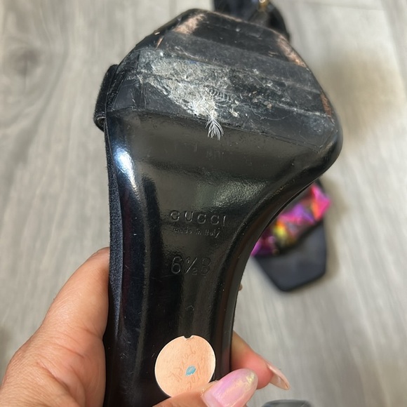 Gucci Black Heels with Crystal Embellishments - Picture 5 of 13